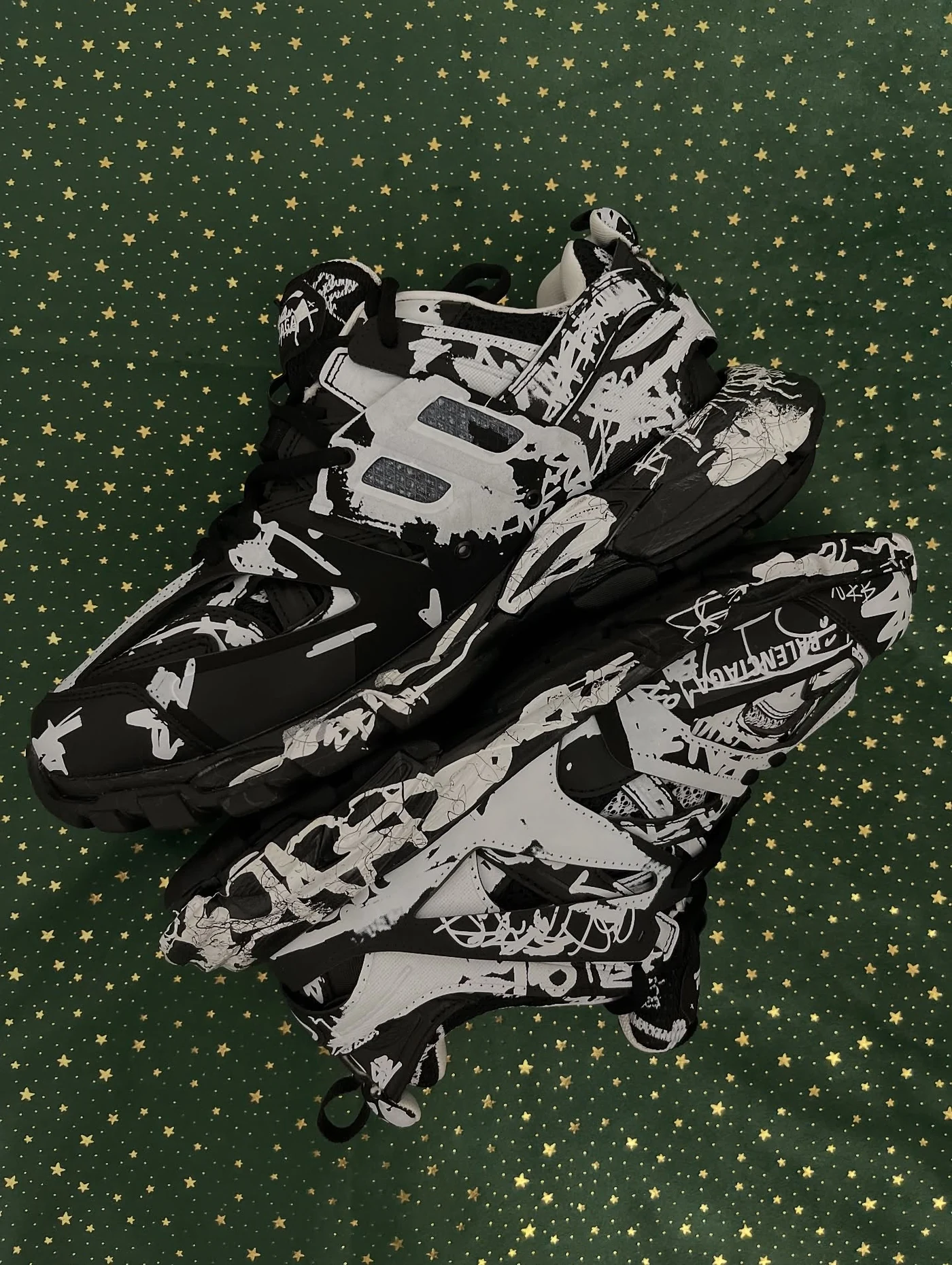Balenciaga Track Graffiti, imaginea 9