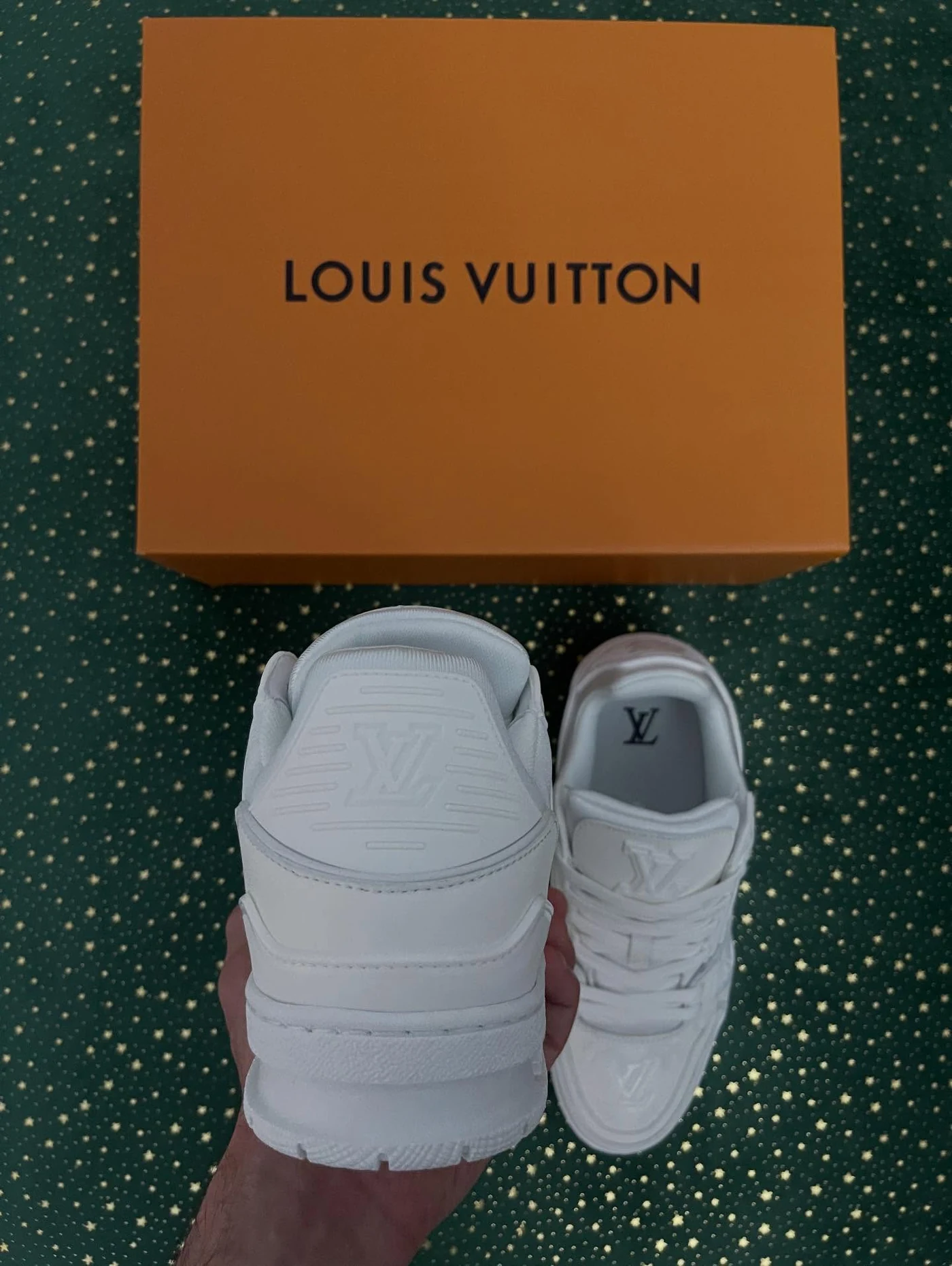LV Trainer White, imaginea 6