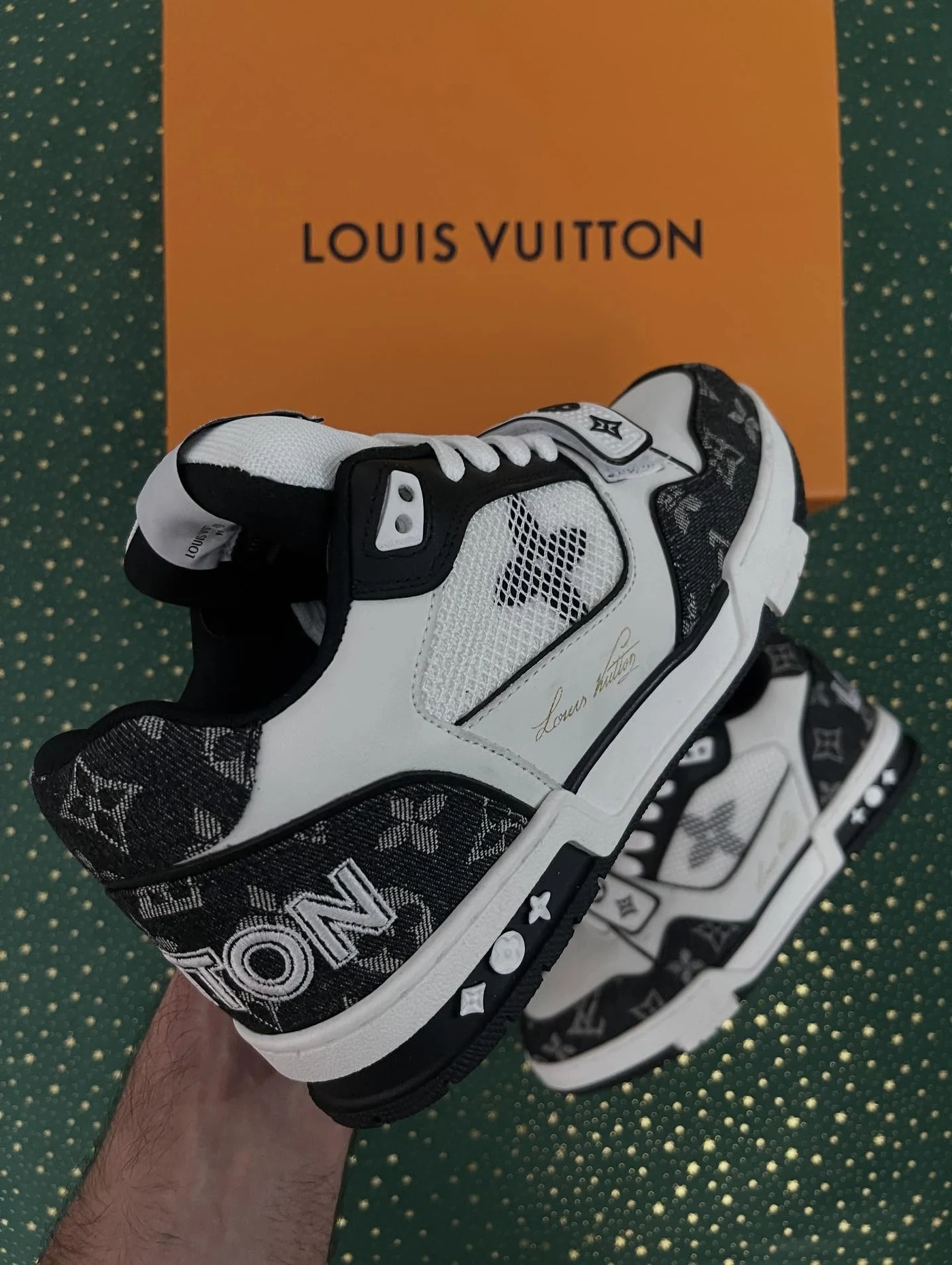 LV Trainer Velcro Strap Monogram Denim, imaginea 4