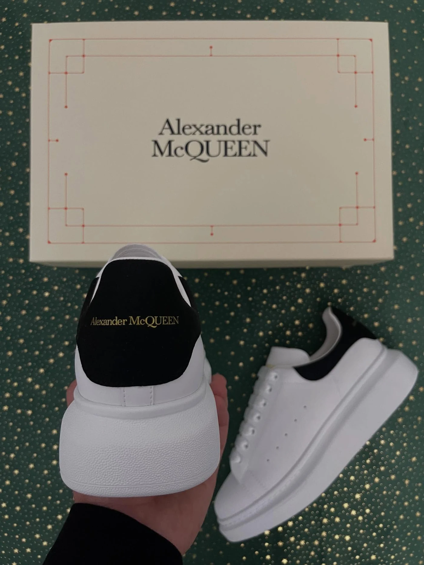McQueen Black Velvet, imaginea 5