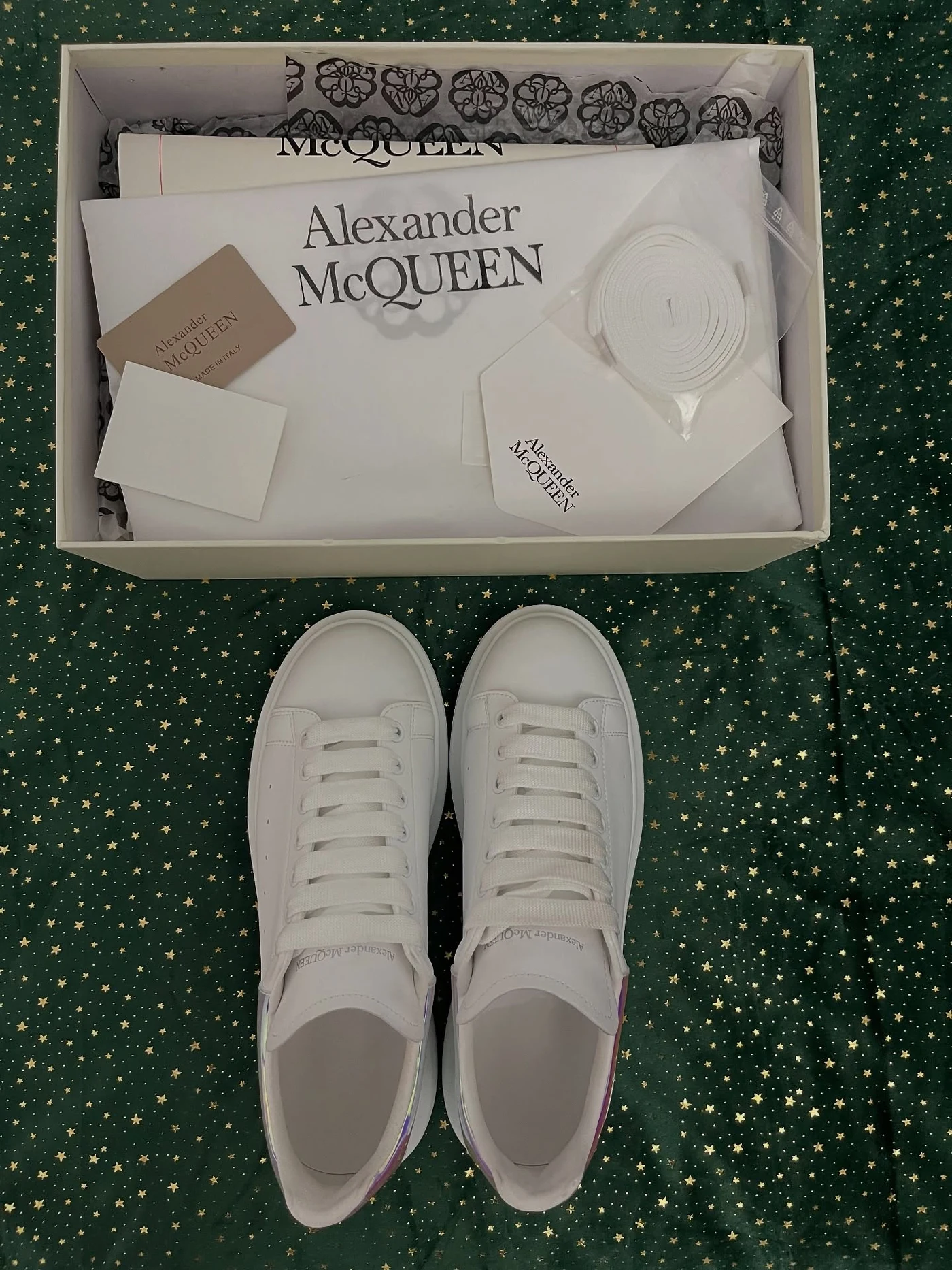 McQueen Holographic, imaginea 6
