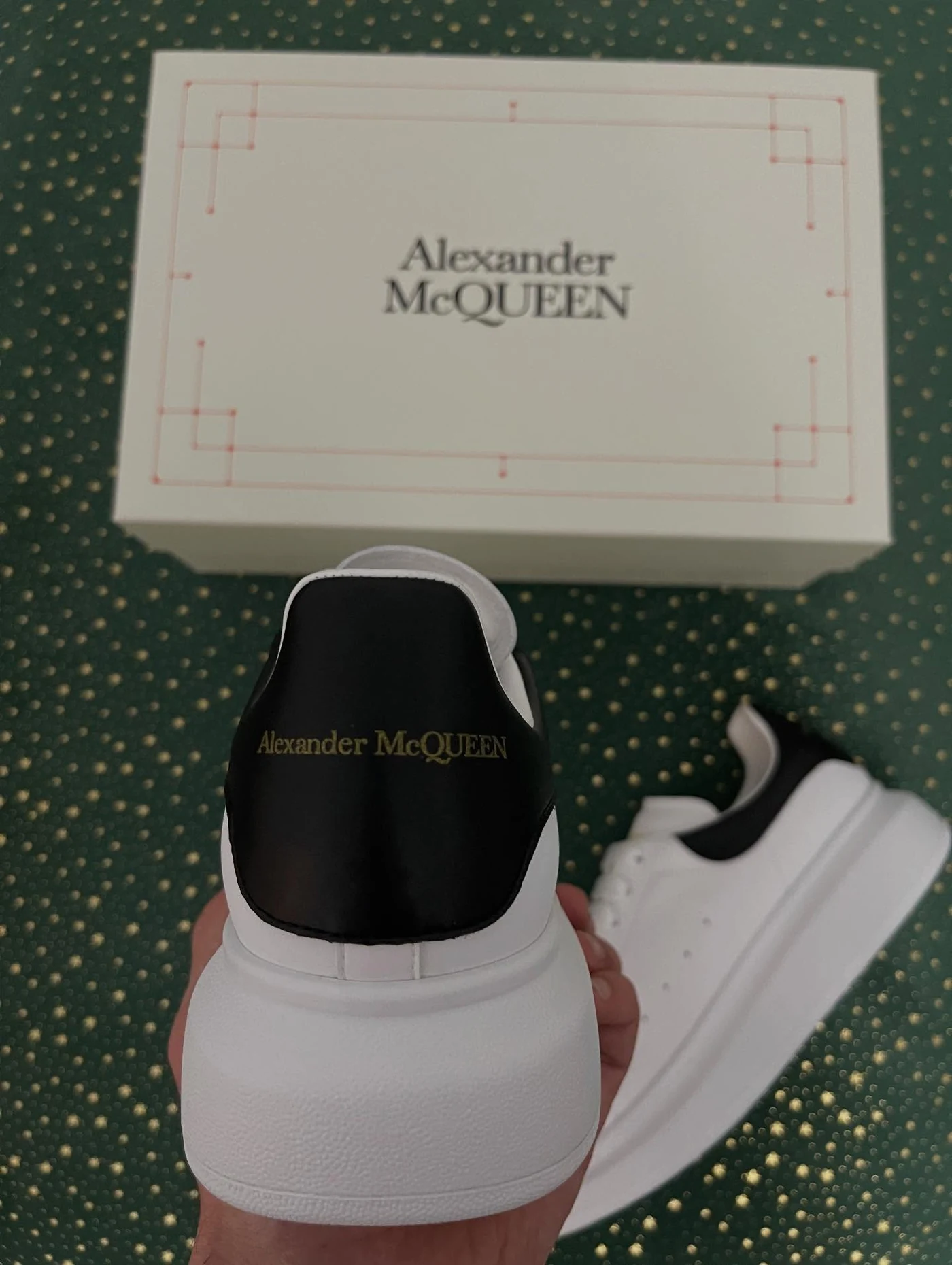 McQueen White Black, imaginea 5